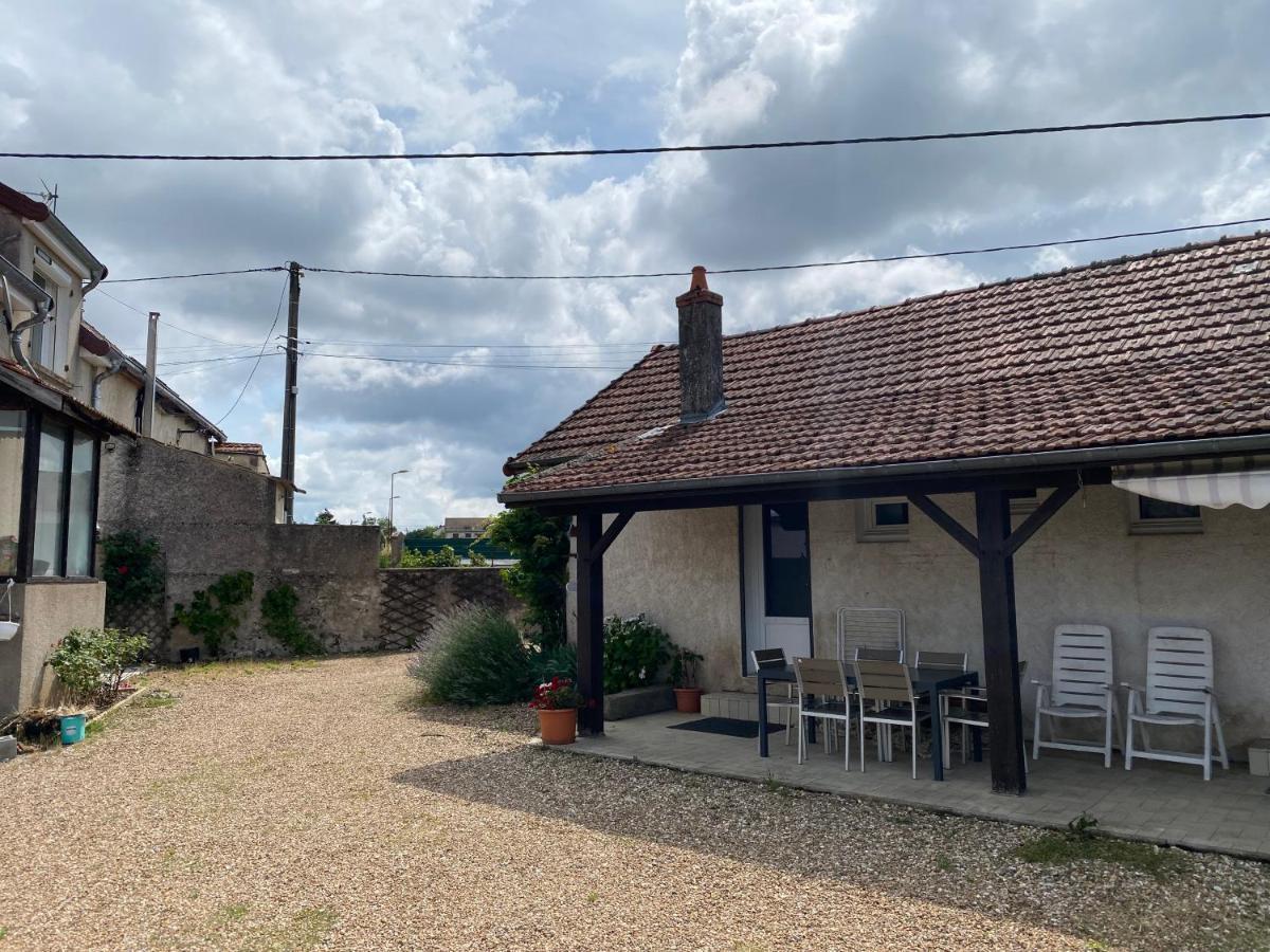 La Petite Maison Villa Toulon-sur-Arroux Kültér fotó